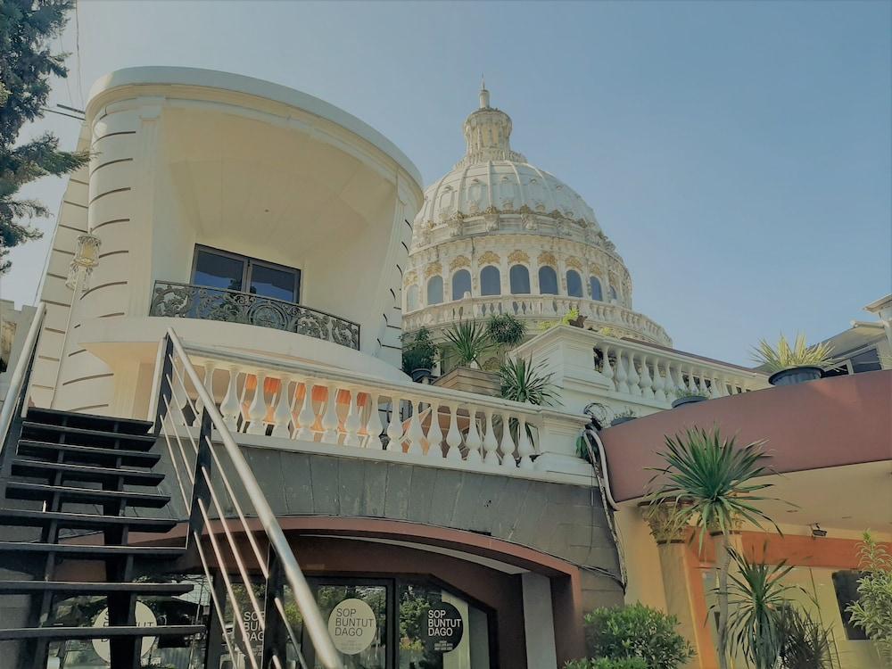 The Palais Hotel Dago Bandung Kültér fotó