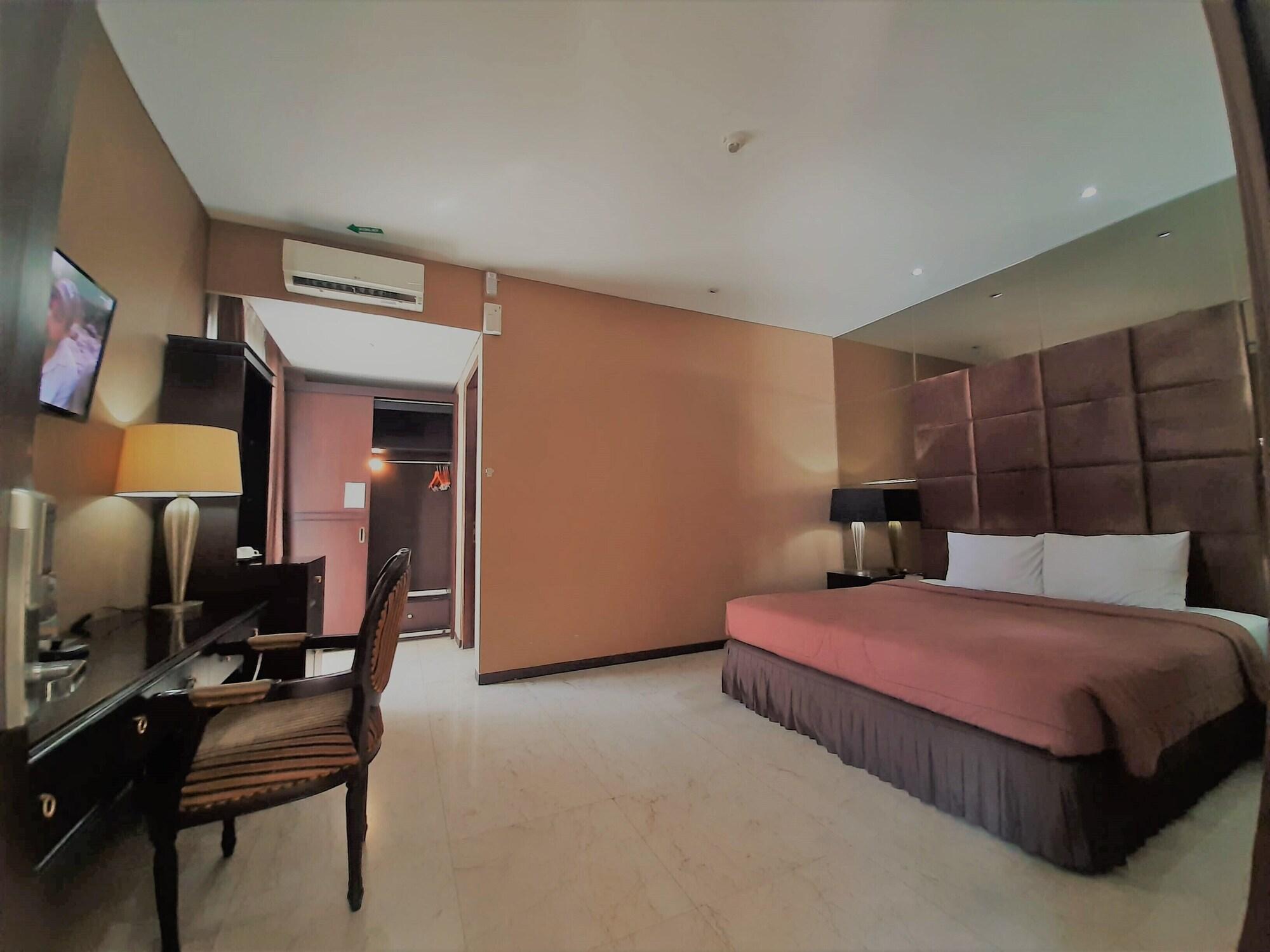 The Palais Hotel Dago Bandung Kültér fotó
