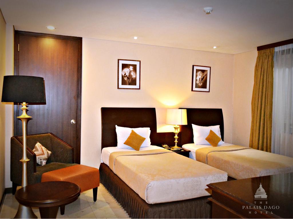 The Palais Hotel Dago Bandung Kültér fotó
